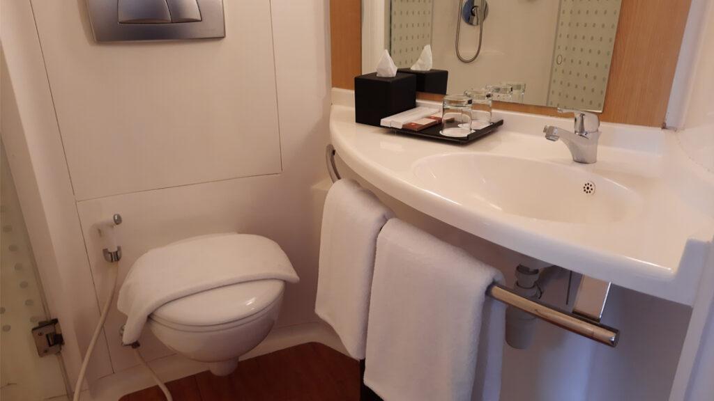 Swiss-Belinn Cawang Jakarta Buitenkant foto
