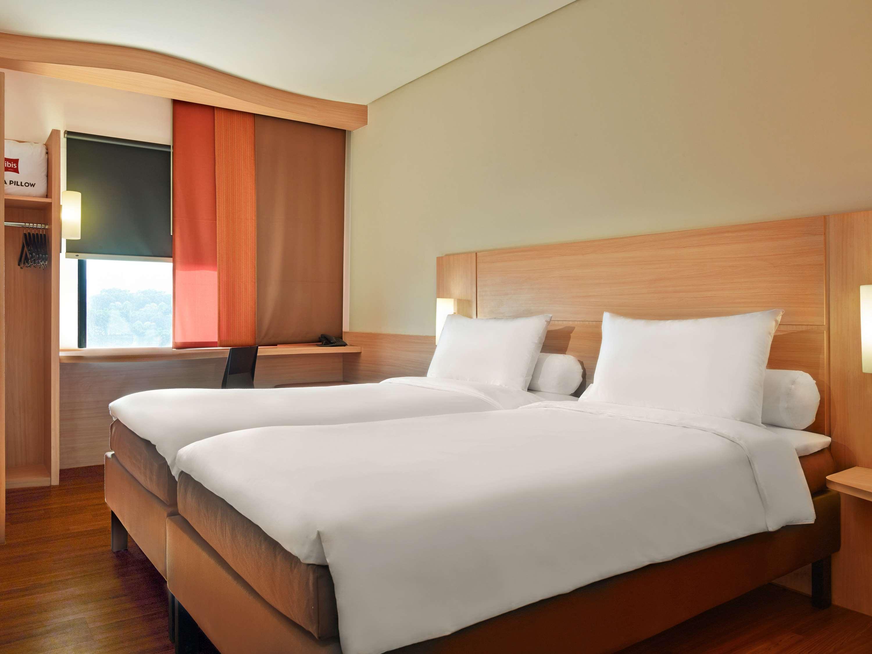 Swiss-Belinn Cawang Jakarta Buitenkant foto