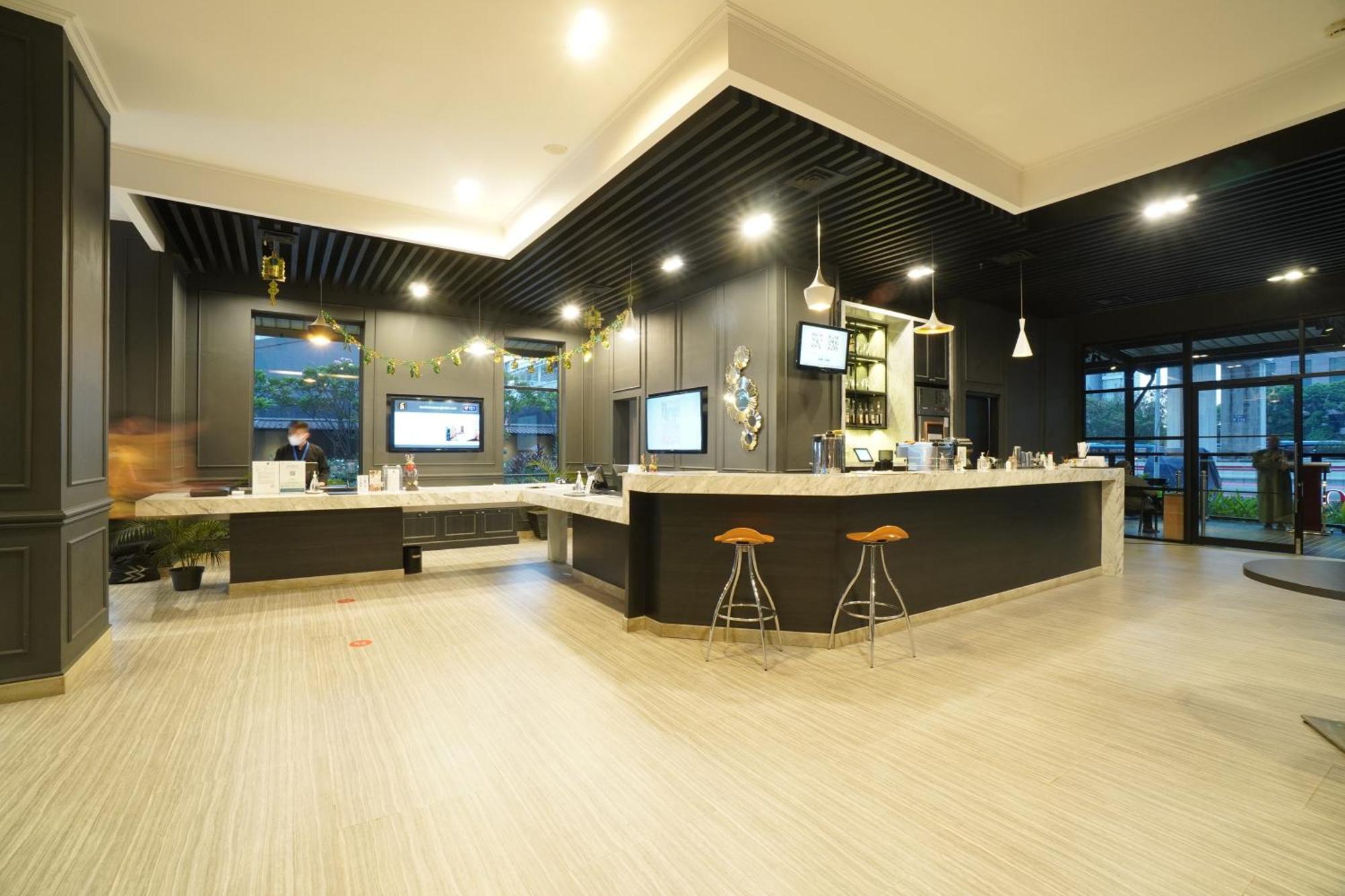 Swiss-Belinn Cawang Jakarta Buitenkant foto